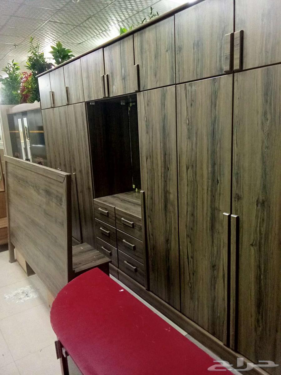 يوجد لدينا غرف مستعمل ودوليب مع توصيل وتركيب بي أقل السعر64411620902018110