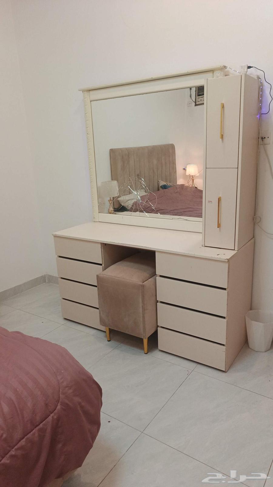 اثاث للبيع64409727205378113