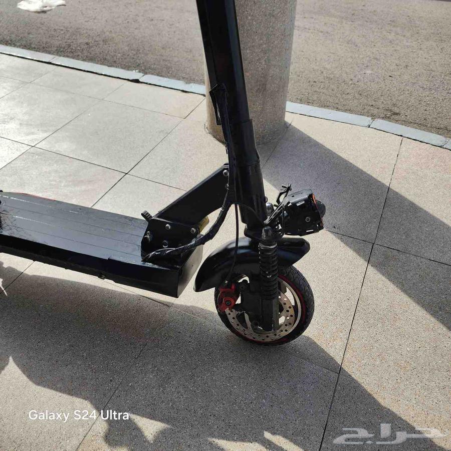 Monster Scooter64405222866178112