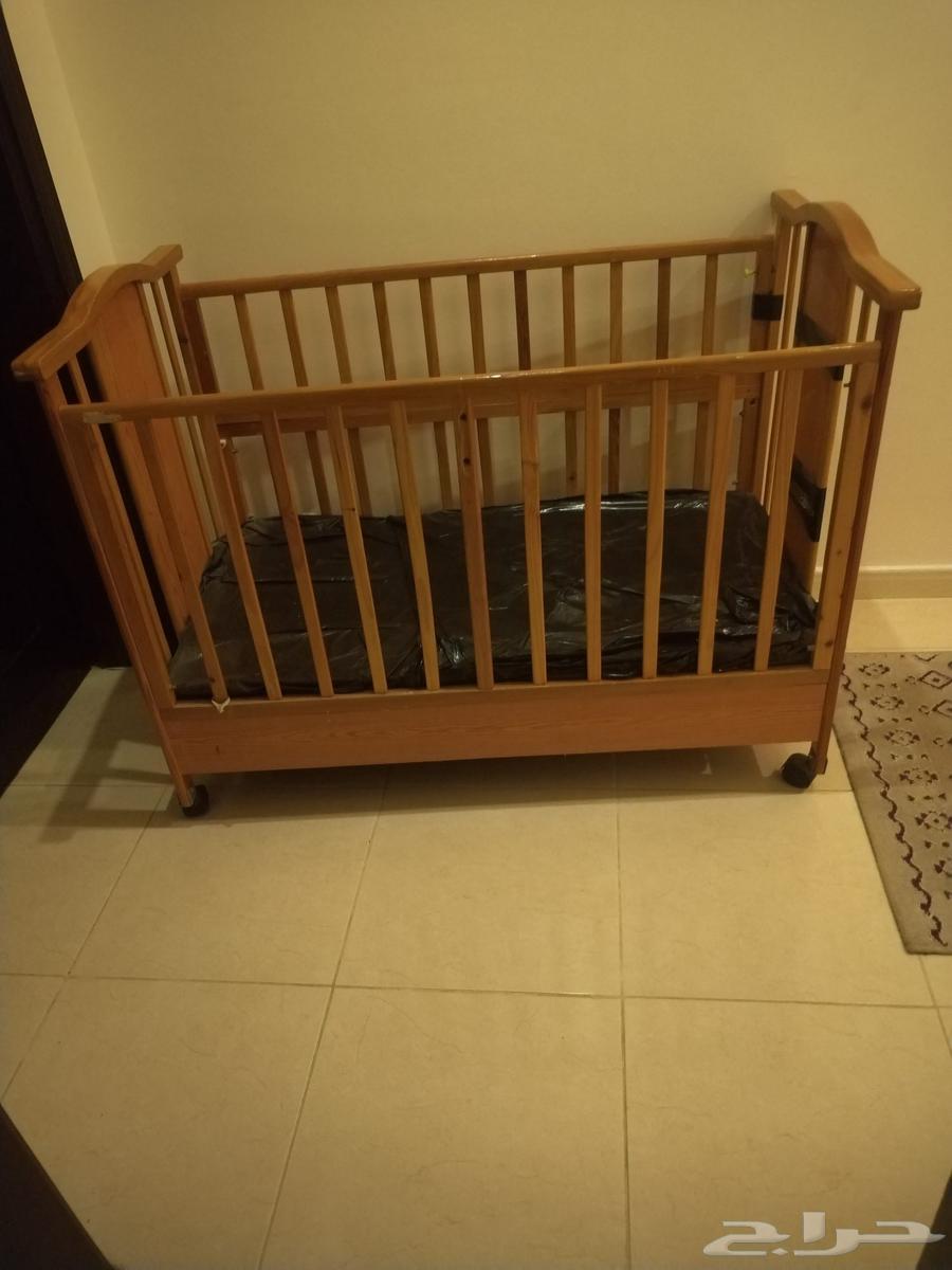 سرير طفل للبيع64405985354115111
