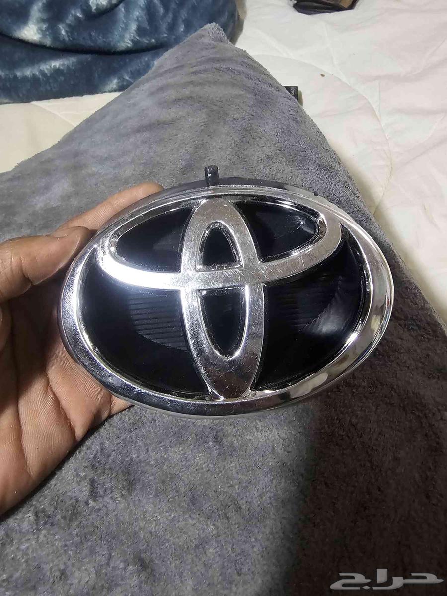 شعار تايوتا واقفال دواسات حمايه من السرقه64567753110147111