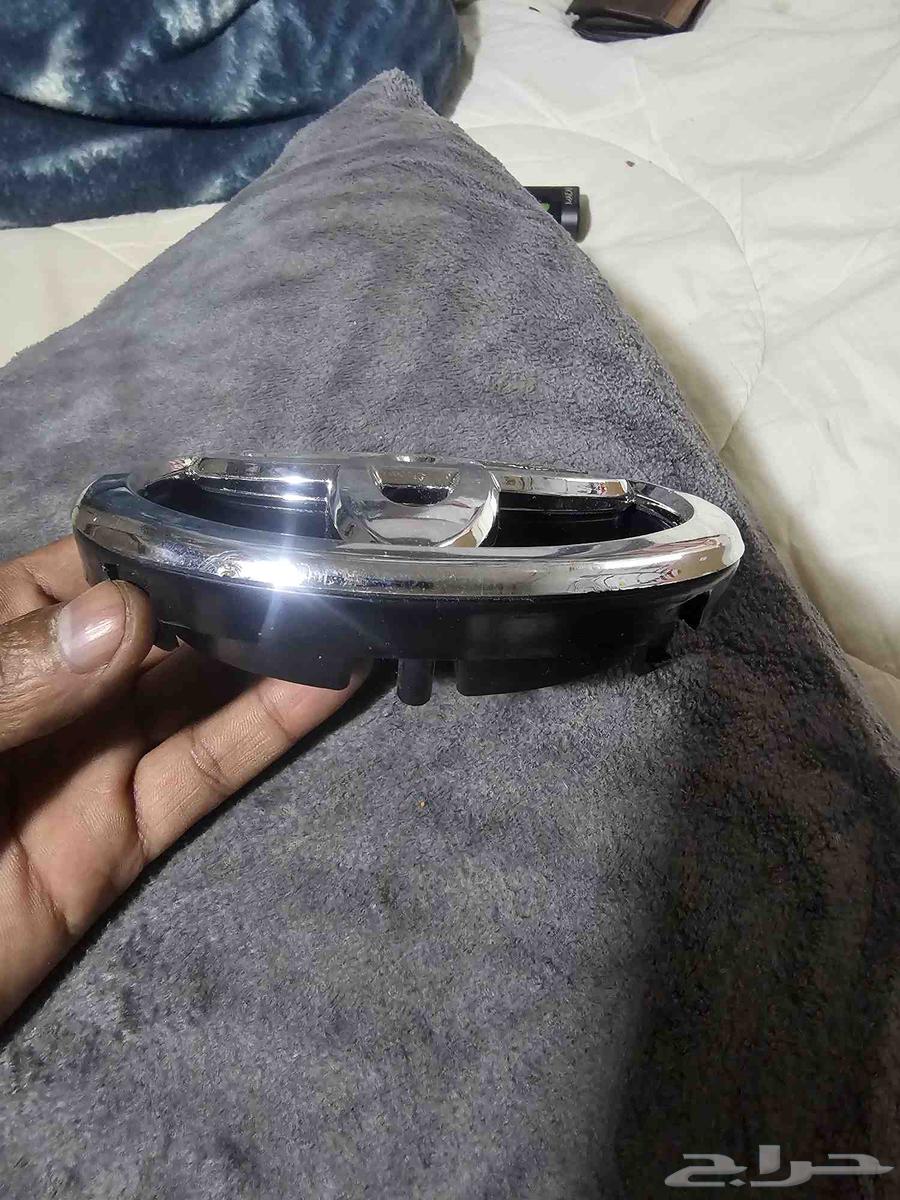 شعار تايوتا واقفال دواسات حمايه من السرقه64567753110147110