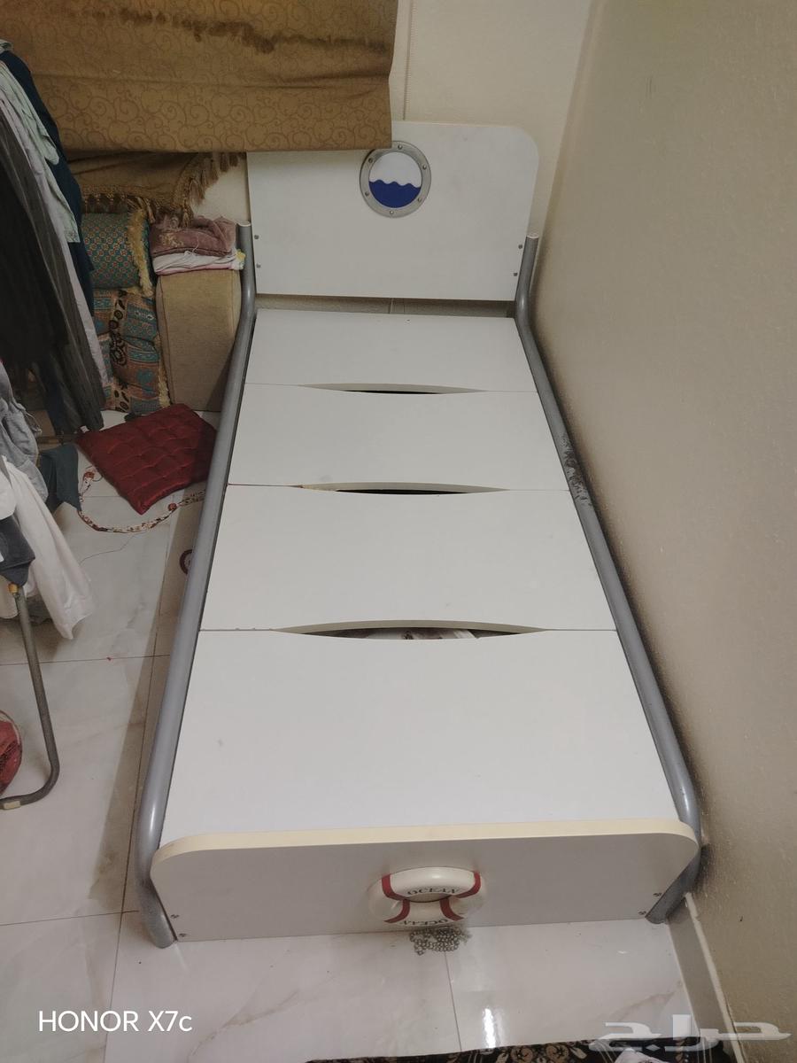 دولاب مع سوير نفر السعر 500 بسكليت مقاس 20 مطلوب فيه 200ربال64405846892802110