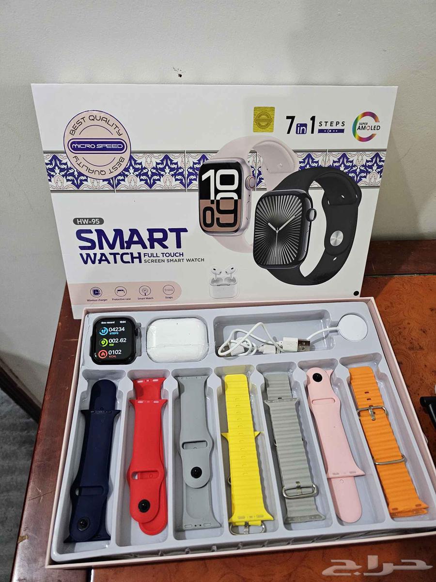 Touch smart watch with 7 bracelets and Bluetooth earphones, never used64411540804097110