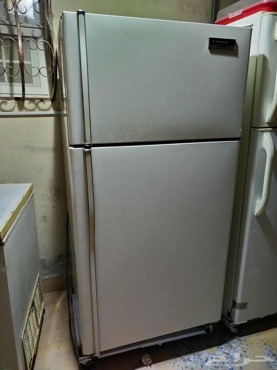 ثلاجة كبيرة للبيع64405624743811110