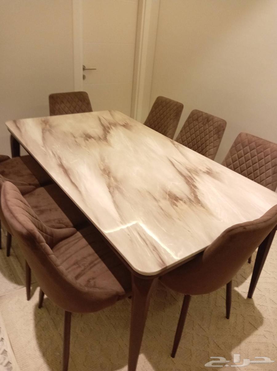 طاولة طعام جديده للبيع64410018299906110