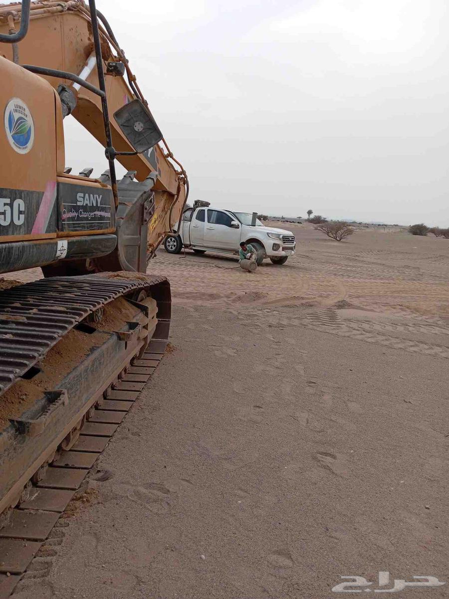 مهندسين صيانه معدات ثقيله و انظمه هيدروليك64564574056449114