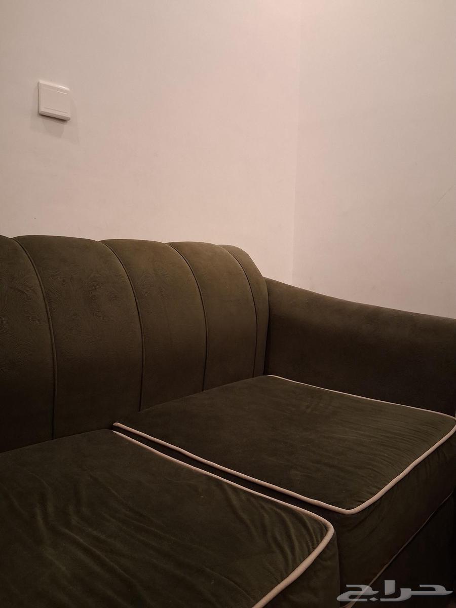 Sofa and mattress seab64407279783939110