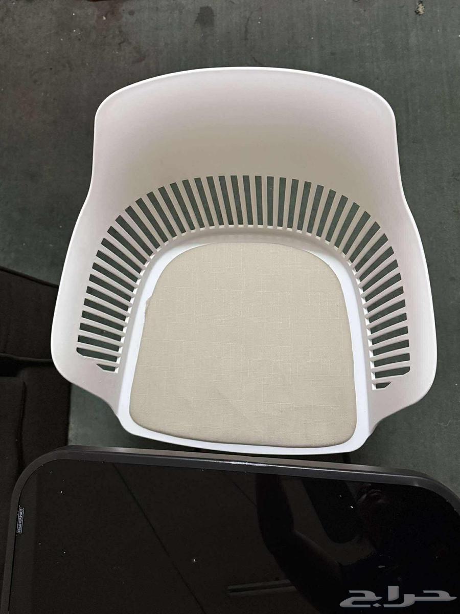 Tables and Chairs64406890841601112