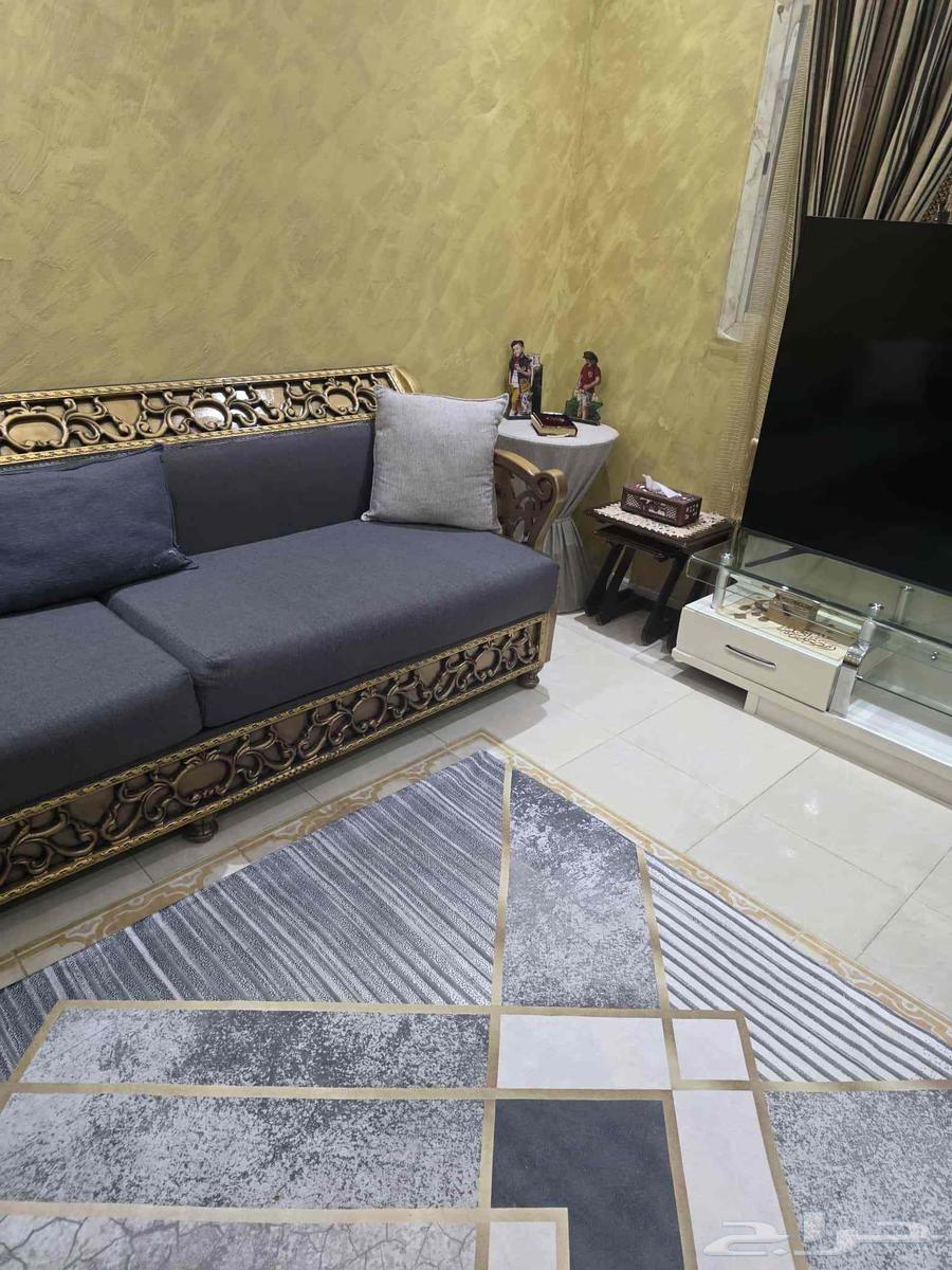 كنب 3 قطع رباعيات و4 كراسي مفردة 4 طاولات 2وسط و2جانبية64409255058945113