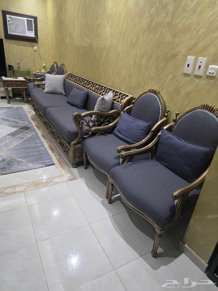 كنب 3 قطع رباعيات و4 كراسي مفردة 4 طاولات 2وسط و2جانبية64409255058945110