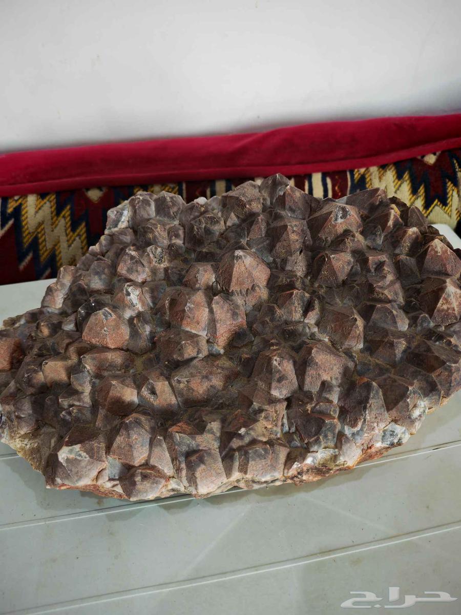 بلورات كبيرة اماتيست جمشت امتيست حجر احجار نيزك نيازك64406402866563111