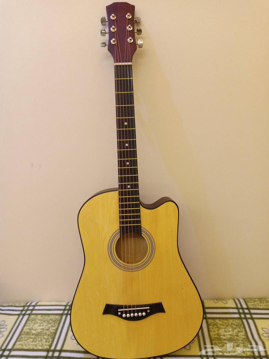 اوكستك قيتار جديد 38 انش مع اكسسوارات للبيع في جدة64411149065731110