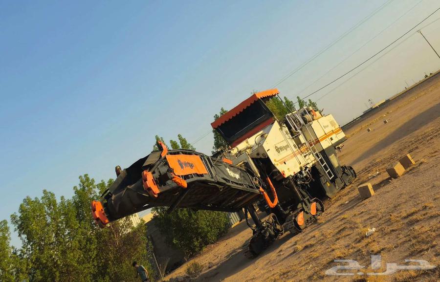 Asphalt scraper, scraper64559813469953110