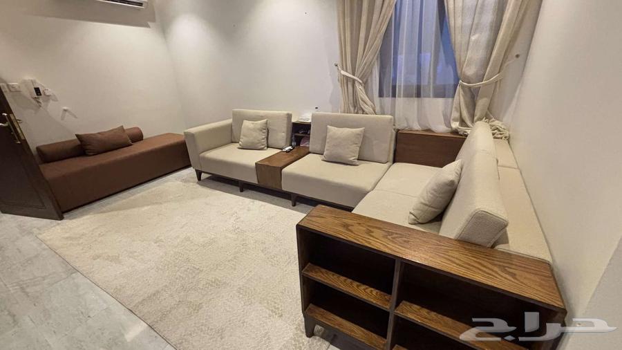 اثاث للبيع64410060116993110