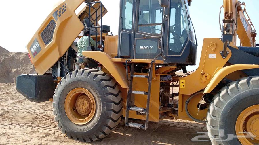 مهندسين صيانه معدات ثقيله و انظمه هيدروليك64564574056449111