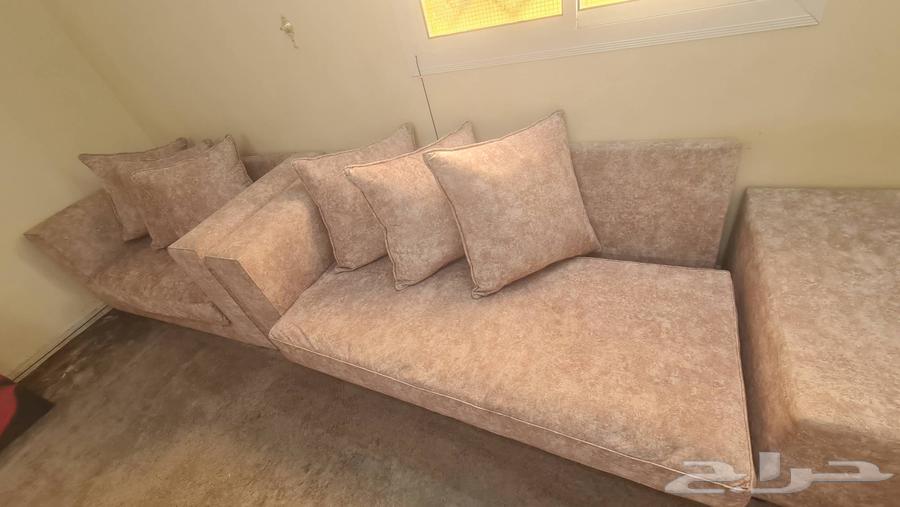 Sofa for sale in good condition for 100 riyals, Al-Badrani pattern, urgent64406611776899112