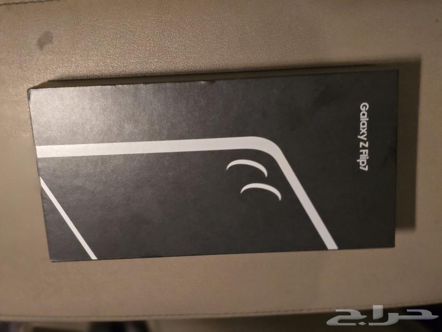 جلاكسي زد فليب جديد64405083712129111