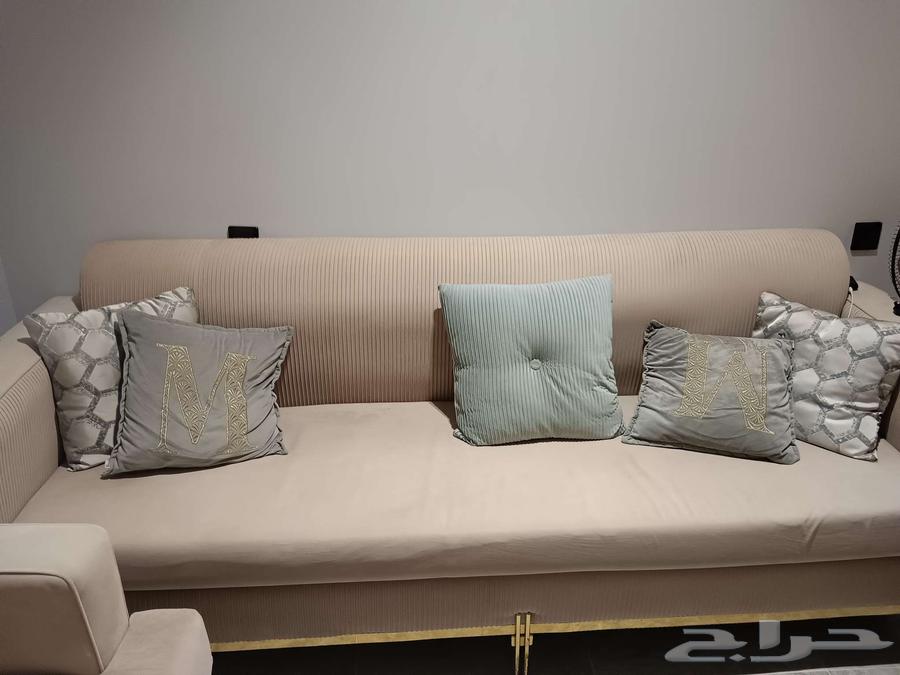 كنب مستعمل للبيع الاستلام من المنزل64406207189250113