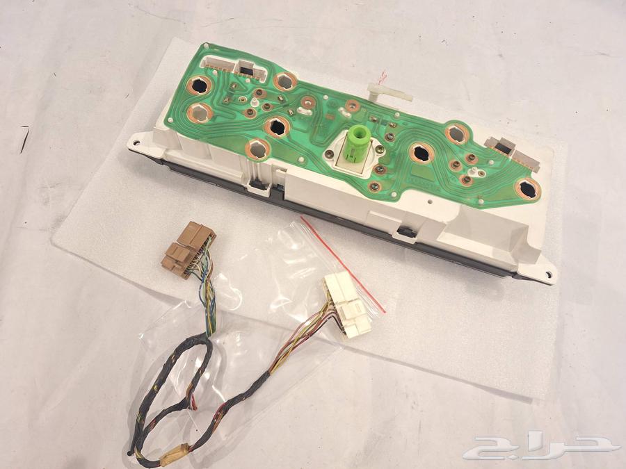 طبلون عداد السرعة للكراون الثمانينات64563633307905111