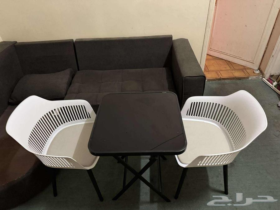 Tables and Chairs64406890841601110