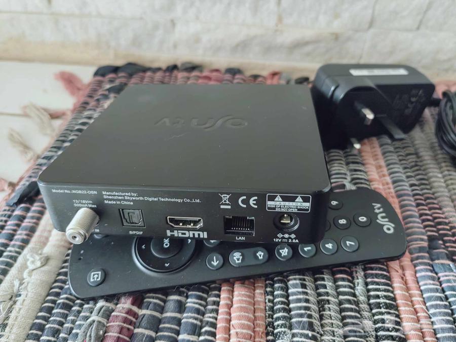 For sale OSN TV receiver without subscription, almost new with all accessories64409505453441110