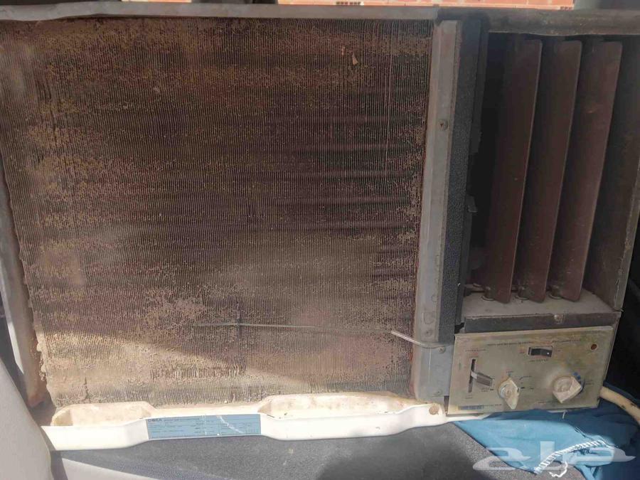 مكيفات شبه جديدة للبيع النوع دورا كومبؤسر كبير..وكارير64406806850563110