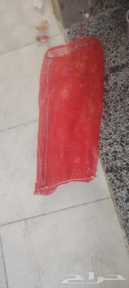 I have empty rice bags, 40 kg each, for sale, and I have empty oil tanks64411715044739110