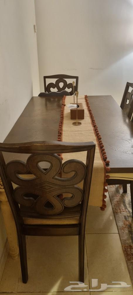 Malaysian-made dining table with 6 chairs, 180 cm long, 100 cm wide, 77 cm high64410144190465111