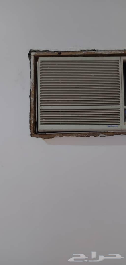 السلام عليكم لدي عفش للبيع للراغب   التواصل واتساب64410004436353112