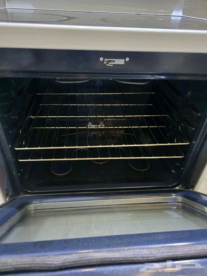 فرن كهربائي  بحاله ممتازه شغال ممتاز ليس به اي عيوب 20064406917841537113