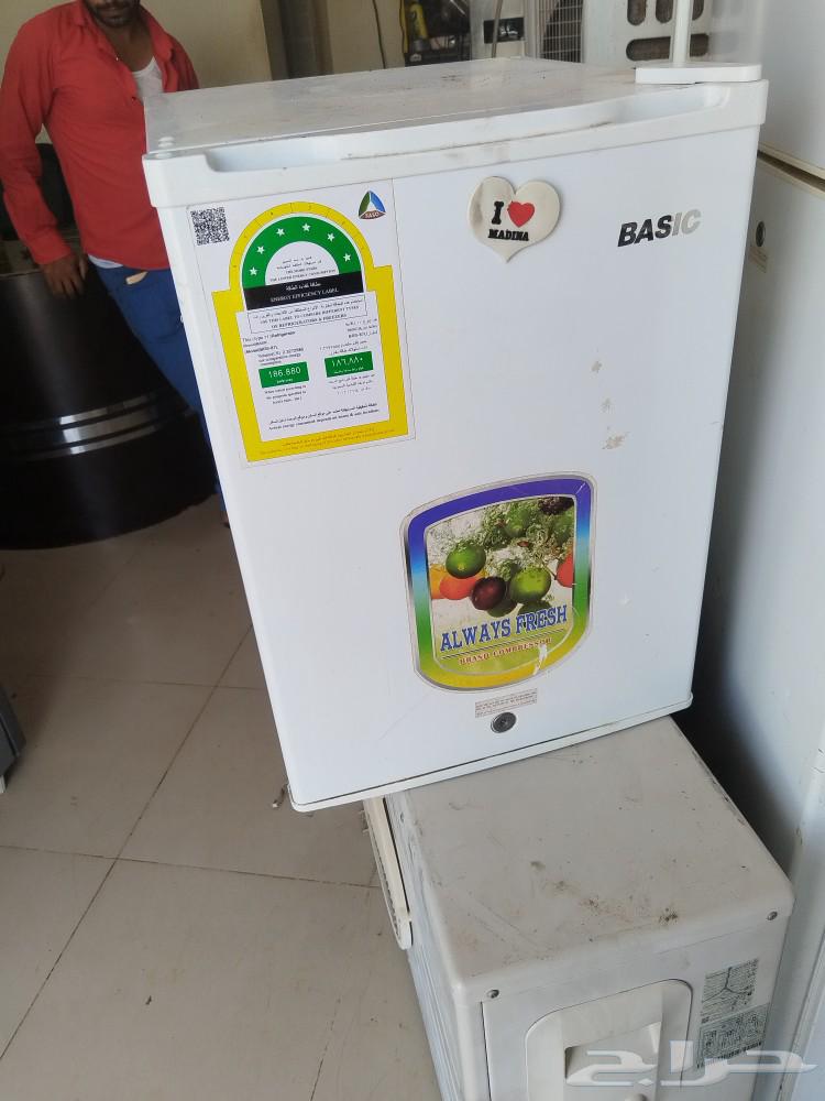 Electronics.64563391799425113