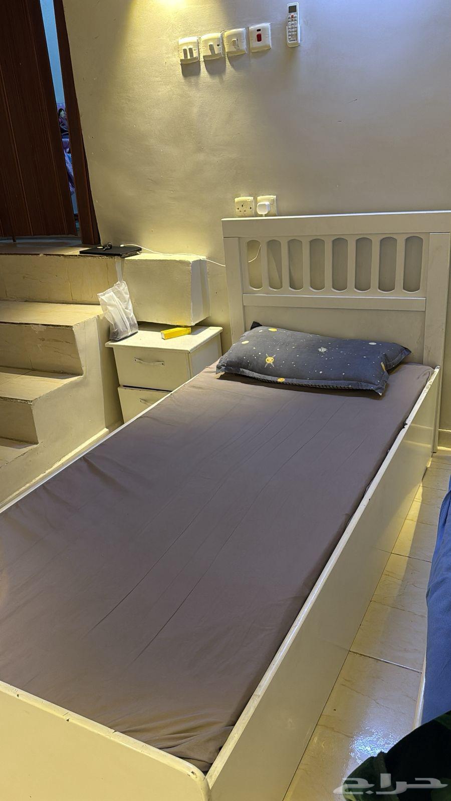 سرير للبيع64409560712323110