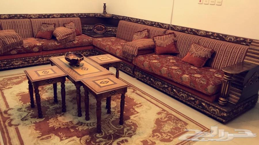 طقم كنب مغربي كامل بالطاولات والستائر64411041469185110