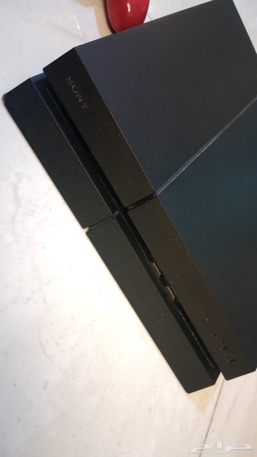 سوني 4 للبيع 650  مع اليدين64410812512003110