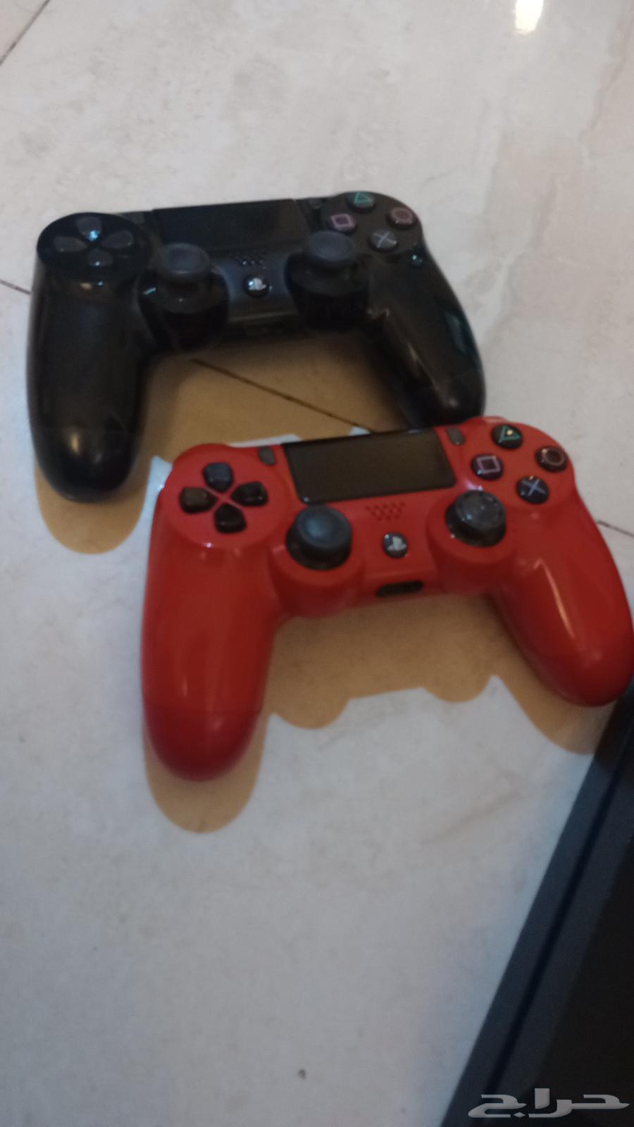 سوني 4 للبيع 650  مع اليدين64410812512003112