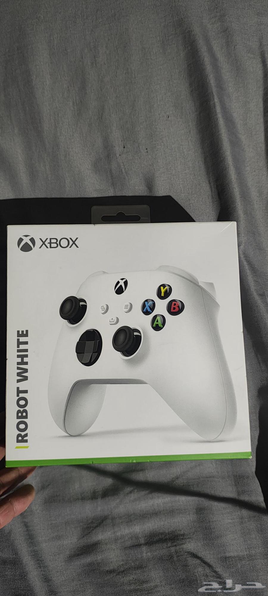 للبيع Xbox Robot أبيض مقابل 230 جديد64409436476161110