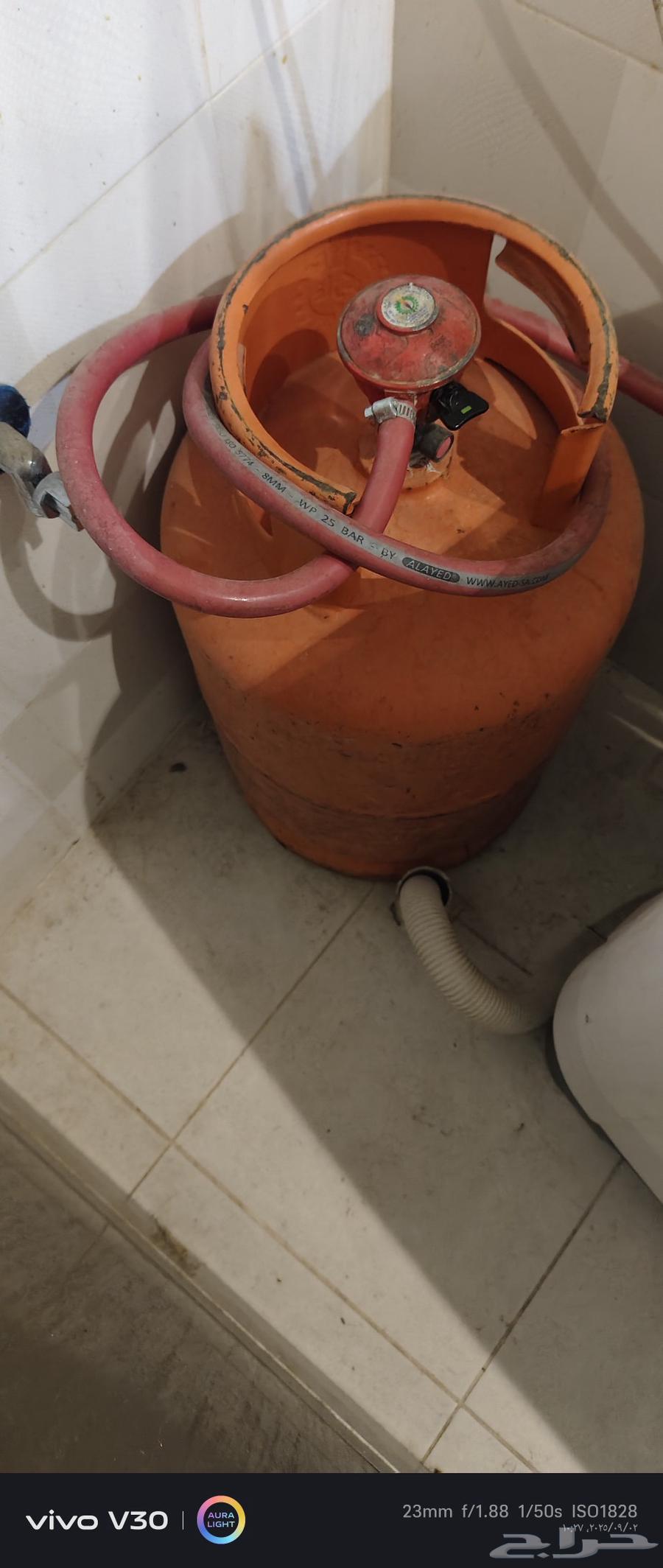 اغراض للبيع بحاله ممتازه64407140336642110