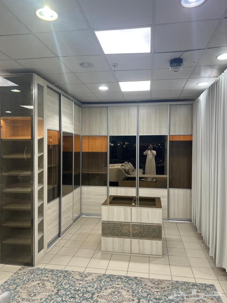 عرض خاص خزانه ملابس 3 م في 3.40 ارتفاع 280 مع جزيره64411741918721110