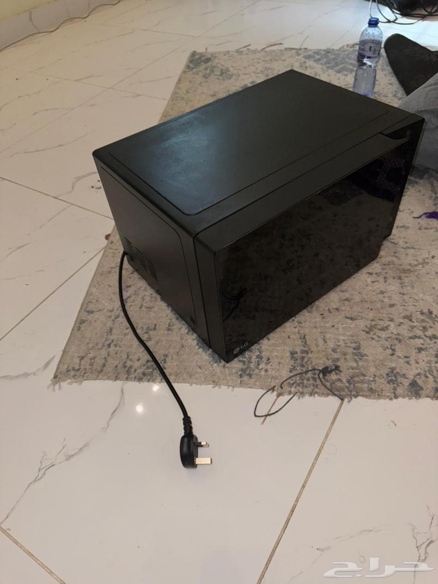 ميكرويف LG بحاله جديده السعر 45064406472078722111