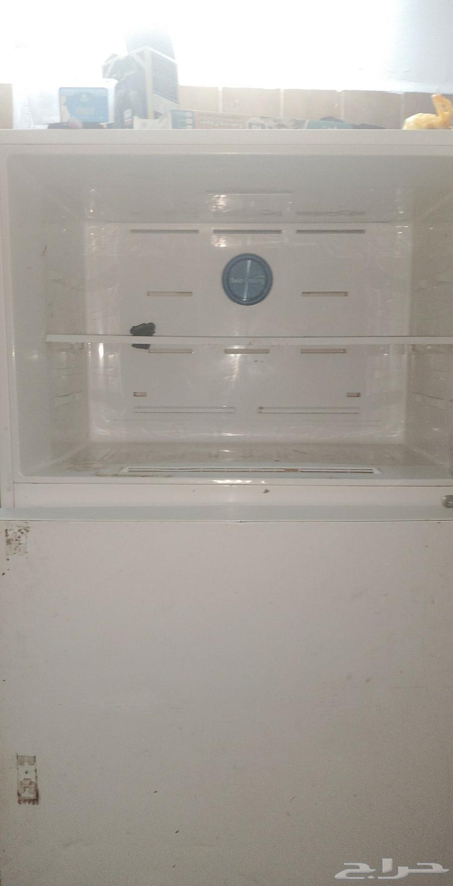 سلام عليكم متوفر ثلاجة واثنين مكيف وغسالة كبير الجي64411324689025112