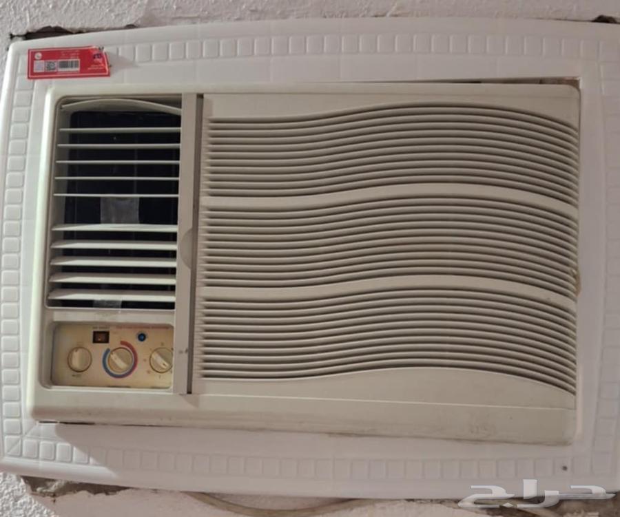 24-unit window air conditioner in excellent condition with no defects, works perfectly, 45064545701459713110