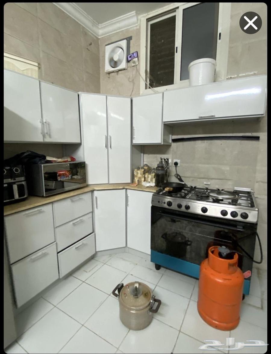 دولاب مطبخ شبه جديد للبيع64548098388353110