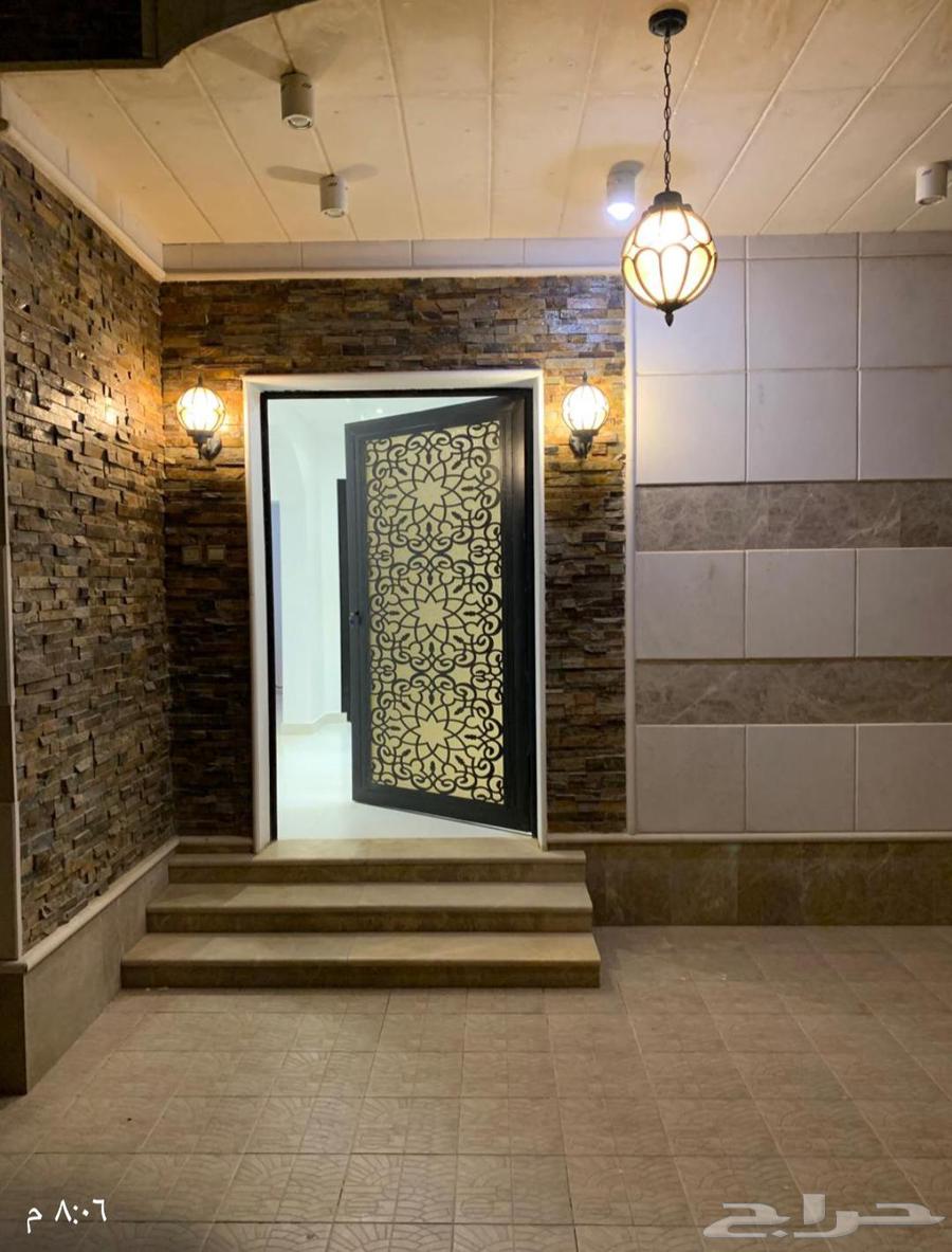 شقة فندقية مفروشة فاخرة في المنسك بحوش و بمدخل سيارة خاص64144798847617110