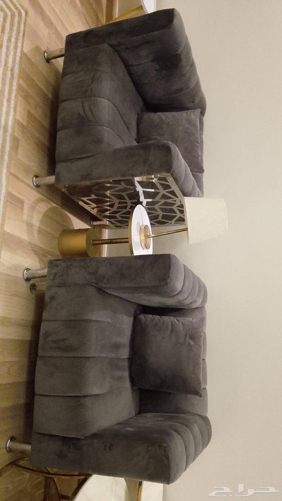 كنب رمادي مع الطولات والستاره نظيف جدا جدا64546440422531113