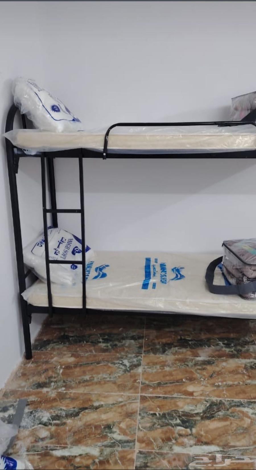 Single beds available, single and double decks, mattresses, blankets, and pillows64548210514947111