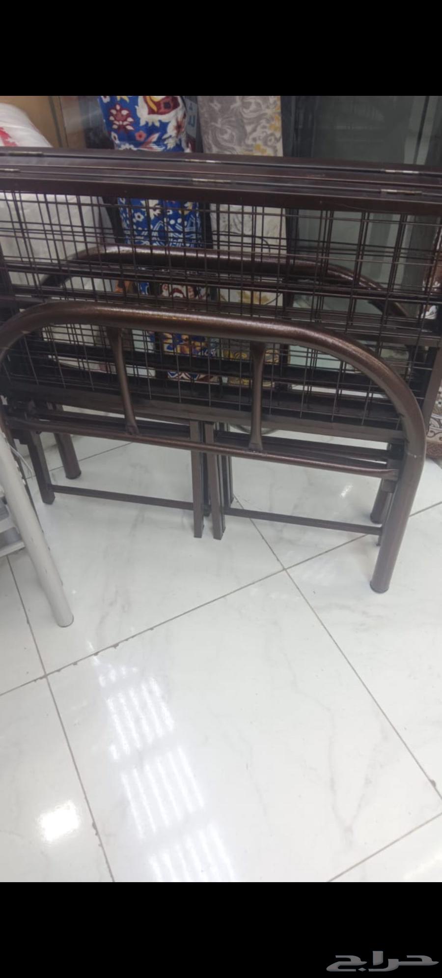 Single bed, almost new64545913370114110