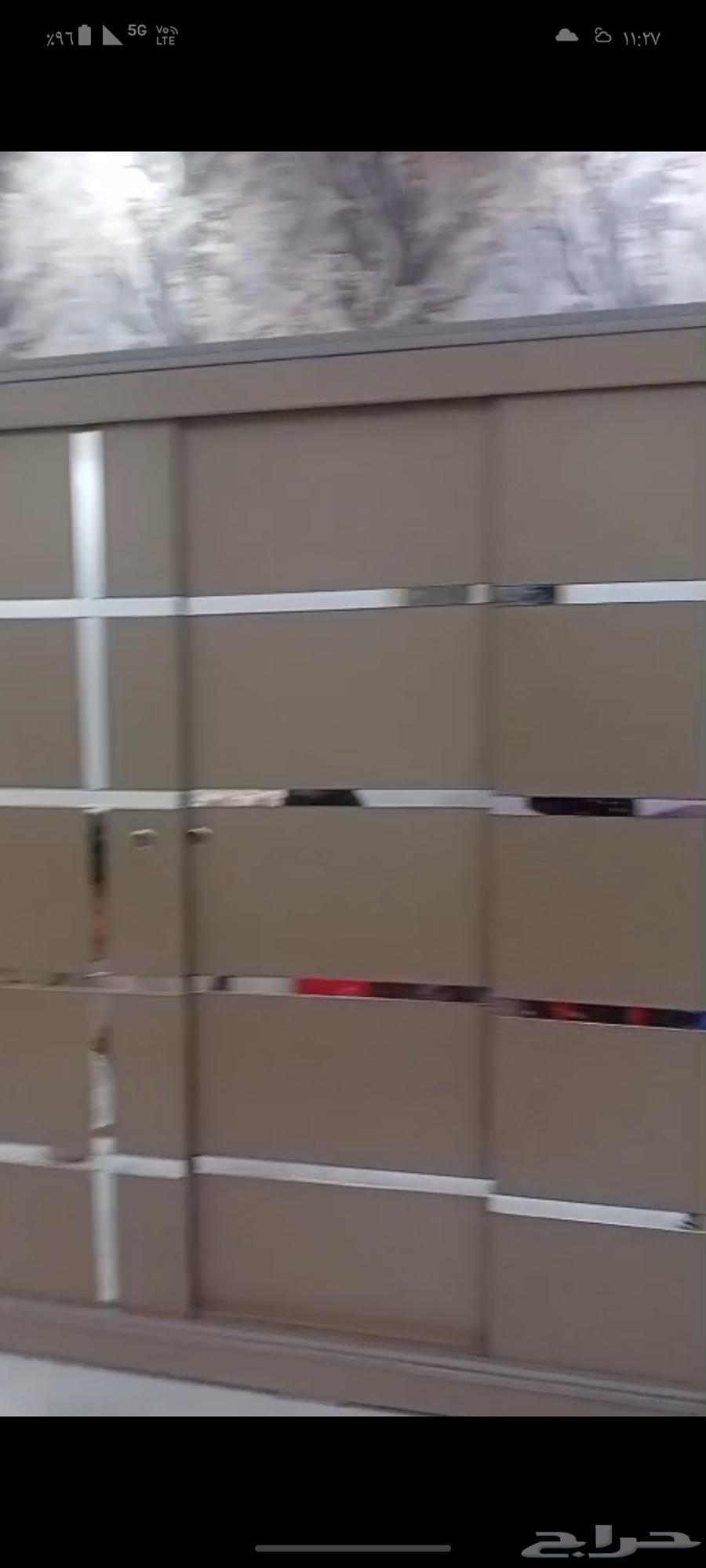 دولاب مستخدم نظيف ع السوم64553158465281113