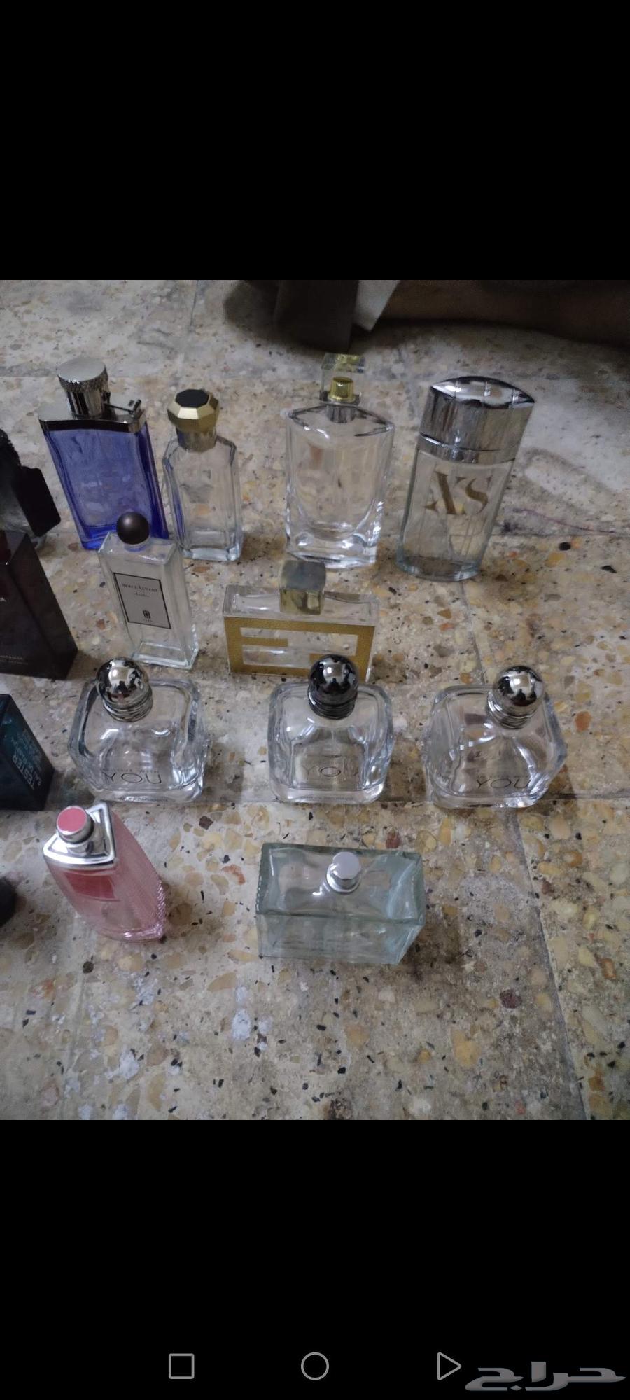 A large quantity of perfume is available, some of them are full millions64545842271490110