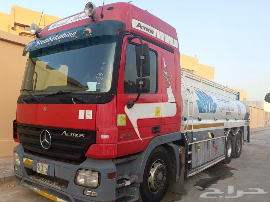 للبيع وايت مياه 18 طن منافيخ امامي وخلفي 2003 ملحق 2004 جير64552048249859110